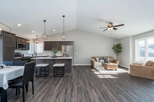 $525,000 | 108 Ella Court, Mankato, MN 56001