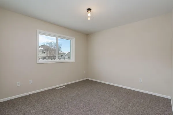 $525,000 | 108 Ella Court, Mankato, MN 56001