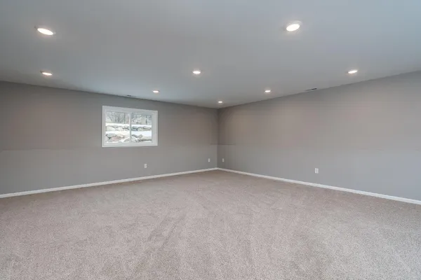 $525,000 | 108 Ella Court, Mankato, MN 56001