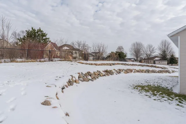 $525,000 | 108 Ella Court, Mankato, MN 56001