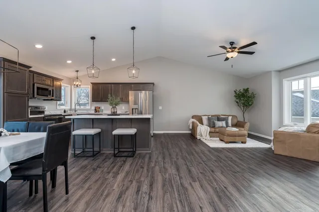 $525,000 | 108 Ella Court, Mankato, MN 56001