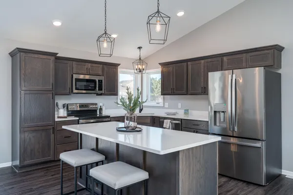 $525,000 | 108 Ella Court, Mankato, MN 56001