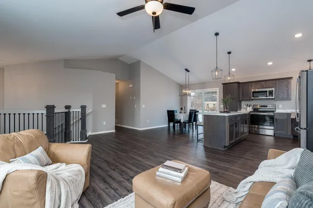 $525,000 | 108 Ella Court, Mankato, MN 56001