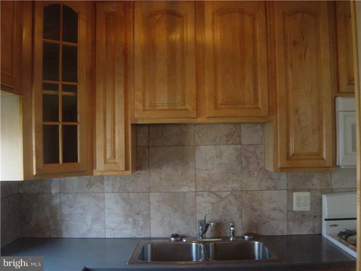 245 Stoney Hill Road Ridley Park, PA 19078 - Photo 4 of 14 Gallery Image 4