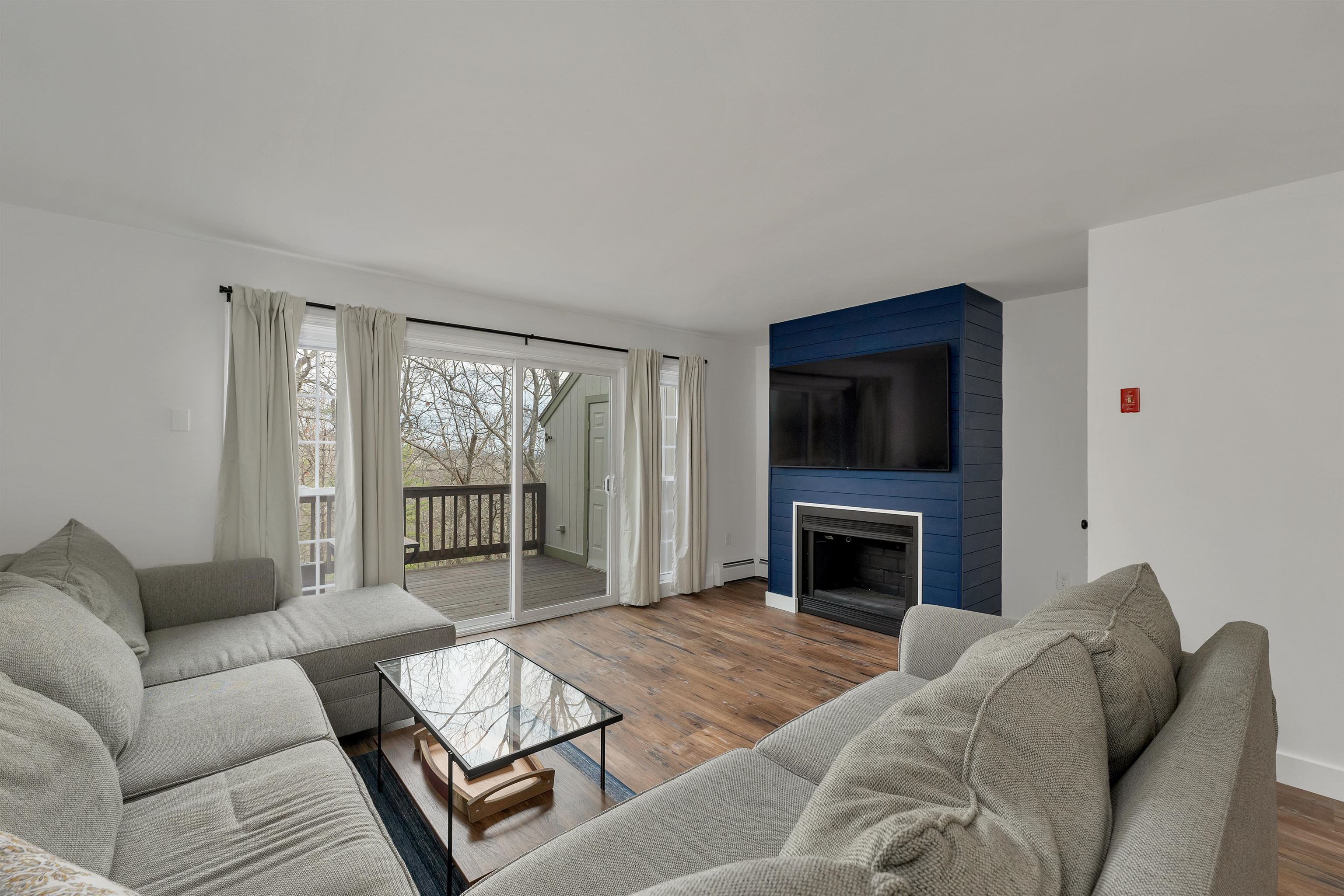 1465 Hooksett Road, Unit 303 Hooksett, NH 03106 - Photo 8 of 23