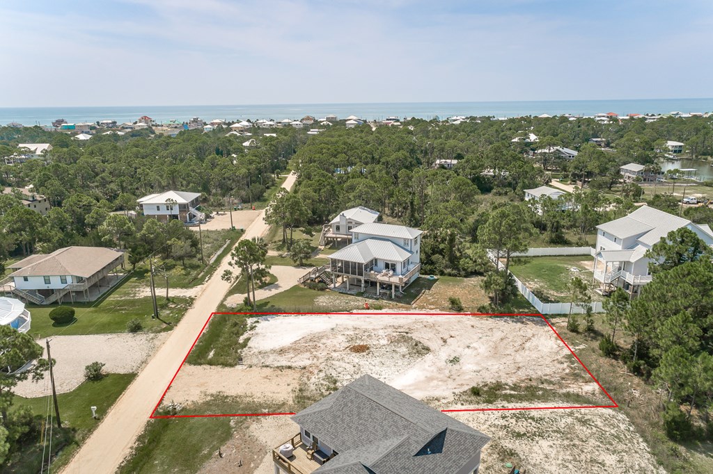 340 Howell Street Eastpoint, FL 32328 - Photo 3 of 7