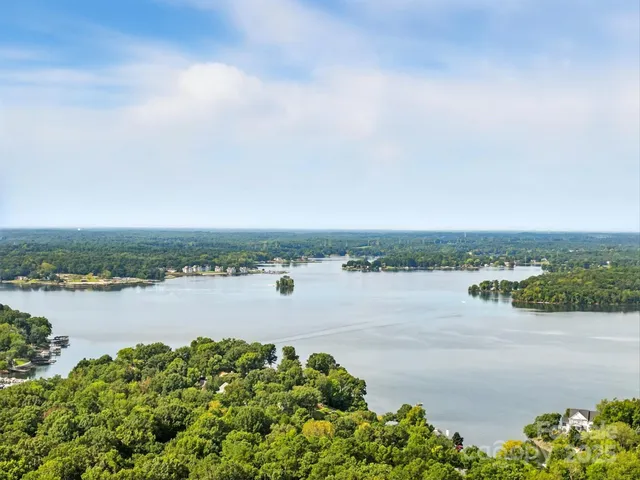 $375,000 | 29010 Silver Fox Drive, Tega Cay, SC 29708