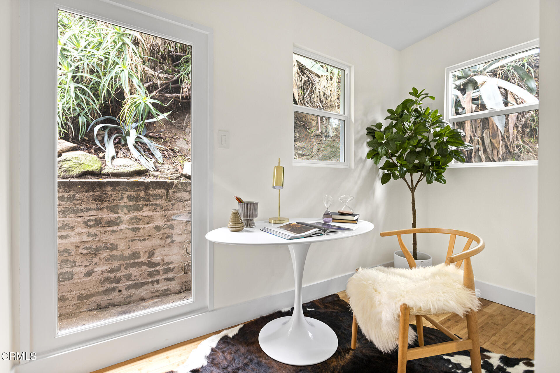 4 Lida Lane Pasadena, CA 91103 - Photo 16 of 25 a dining room with furniture and window