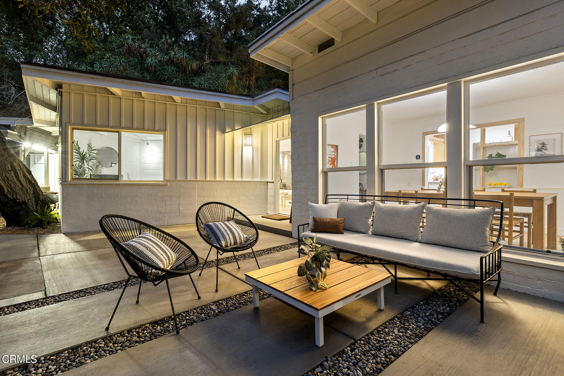 4 Lida Lane Pasadena, CA 91103 - Photo 23 of 25 a outdoor living space with furniture and garden view