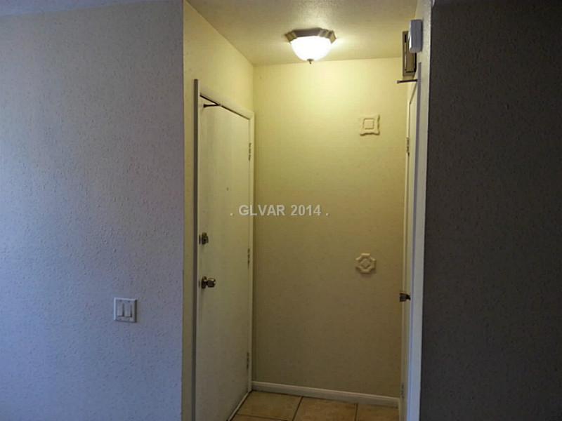 2196 East Desert Inn Road Las Vegas, NV 89169 - Photo 33 of 34 Entry Hall.