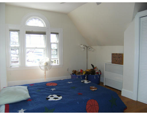 49 Appleton Street, Unit 10 Arlington, MA 02476 - Photo 4 of 6 Gallery Image 4