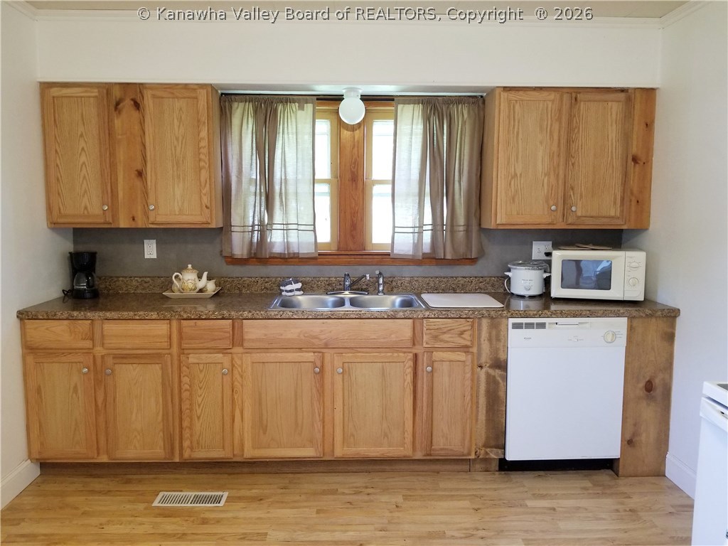 11301 Huntington Road Gallipolis Ferry, WV 25515 - Photo 9 of 25 Gallery Image 9