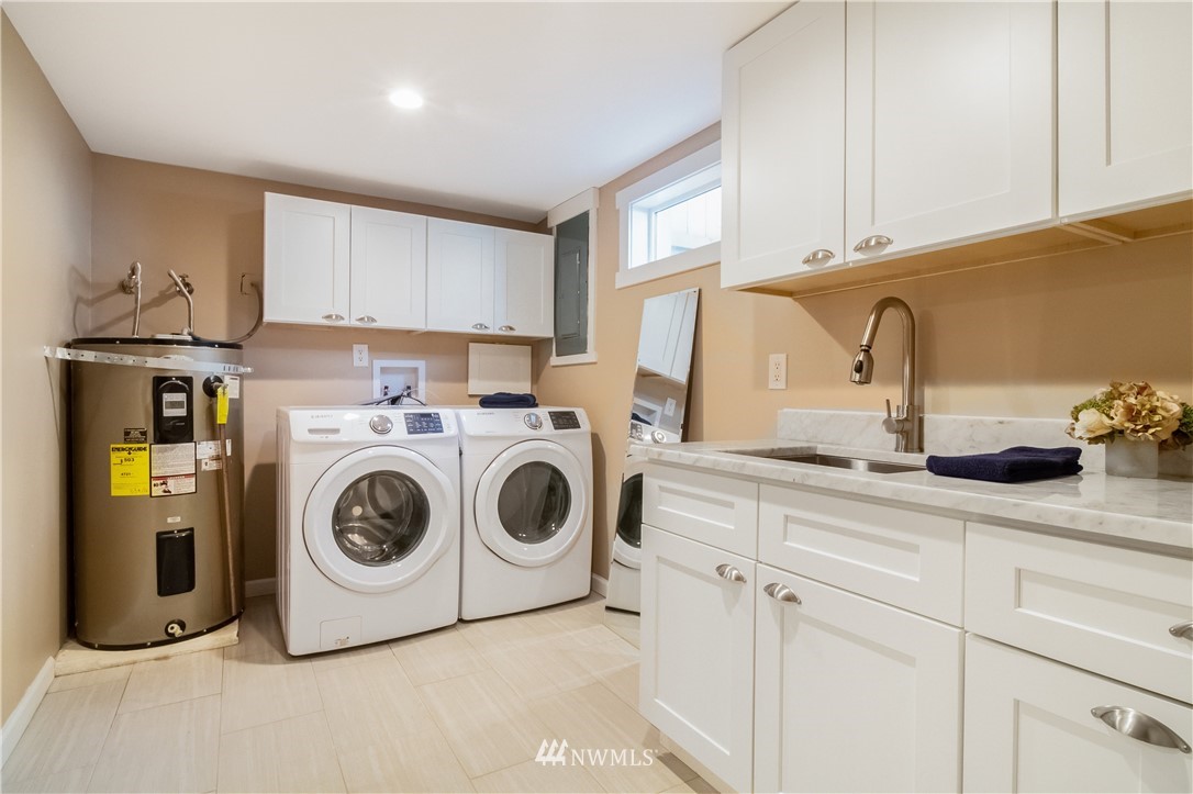 4112 55th Avenue Southwest Seattle, WA 98116 - Photo 21 of 38