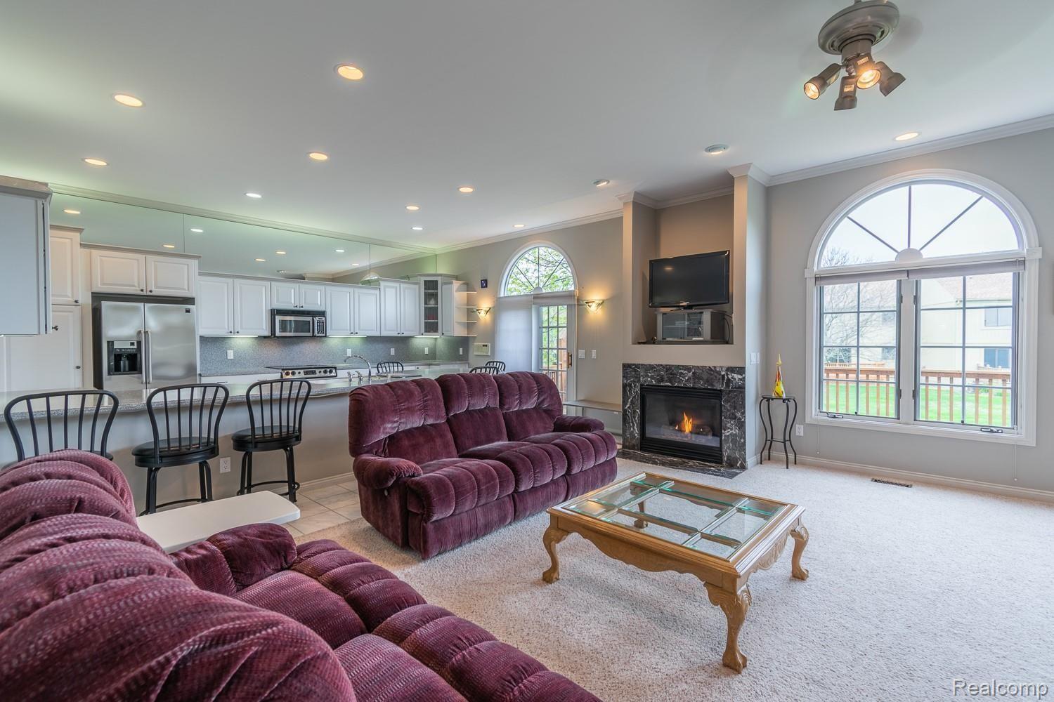 2231 Crystal Drive, Unit 25 Rochester, MI 48309 - Photo 6 of 41 2231 Crystal Drive_06.jpg