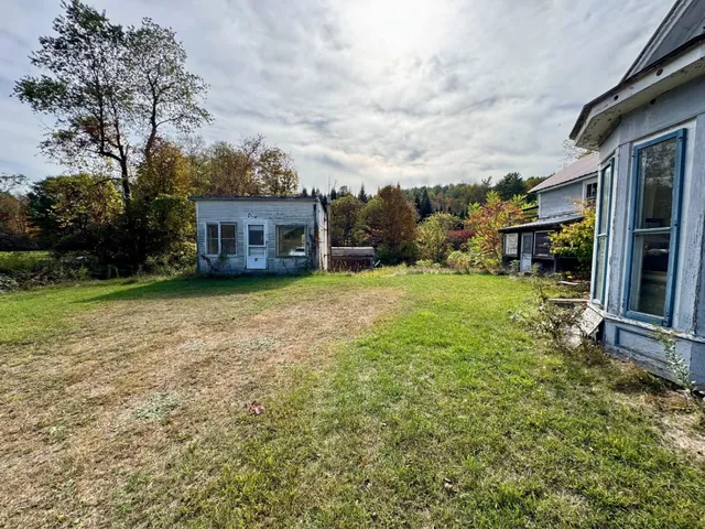 $165,000 | 89 Highway 12, Hartland, VT 05048