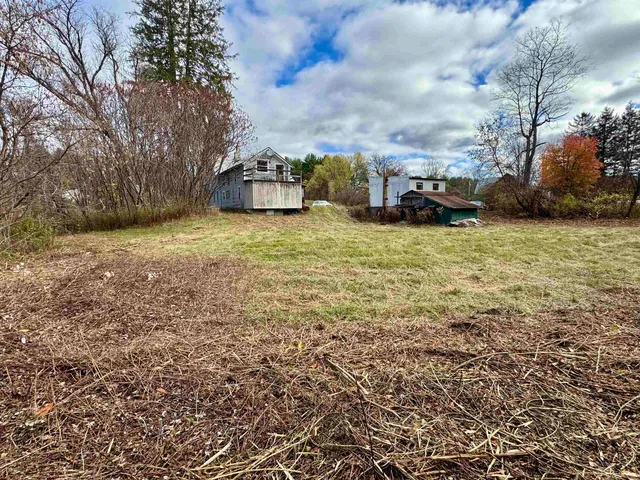 $165,000 | 89 Highway 12, Hartland, VT 05048