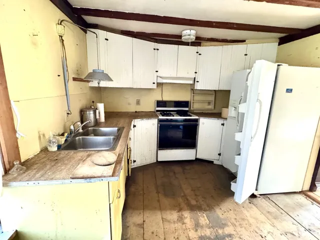 $165,000 | 89 Highway 12, Hartland, VT 05048