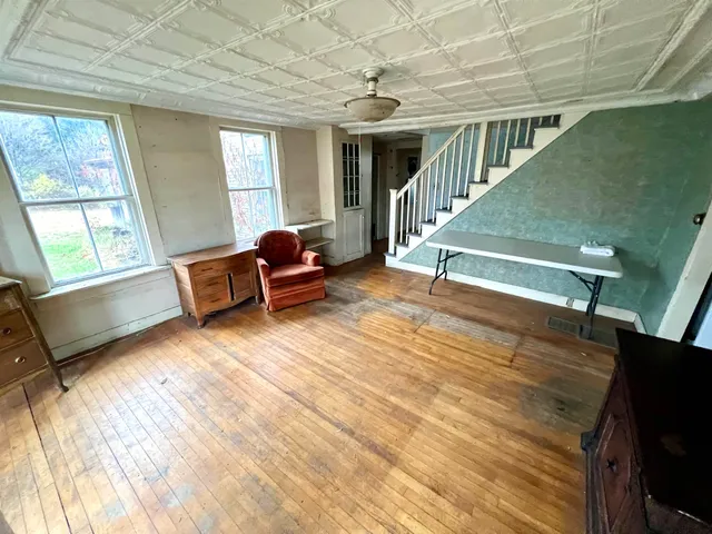 $165,000 | 89 Highway 12, Hartland, VT 05048