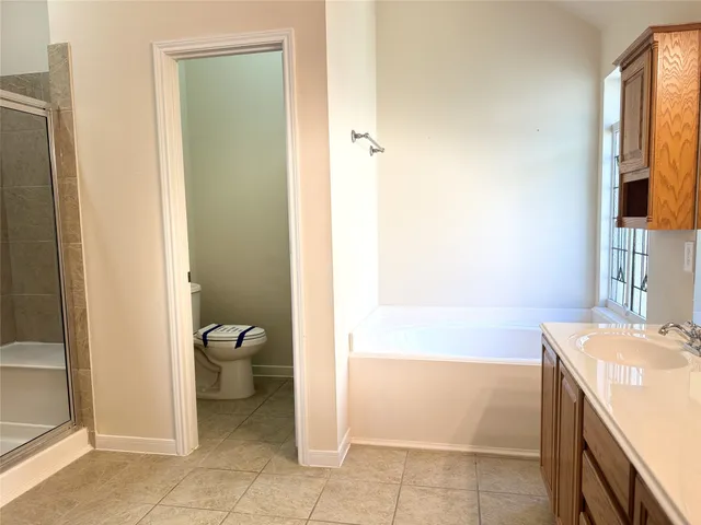 $2,400 | 2910 Sandleigh Drive, Spring, TX 77388