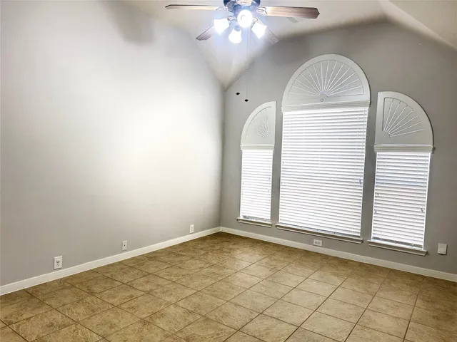 $2,400 | 2910 Sandleigh Drive, Spring, TX 77388