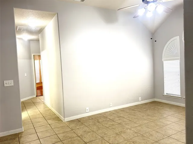 $2,400 | 2910 Sandleigh Drive, Spring, TX 77388