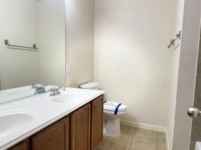 $2,400 | 2910 Sandleigh Drive, Spring, TX 77388