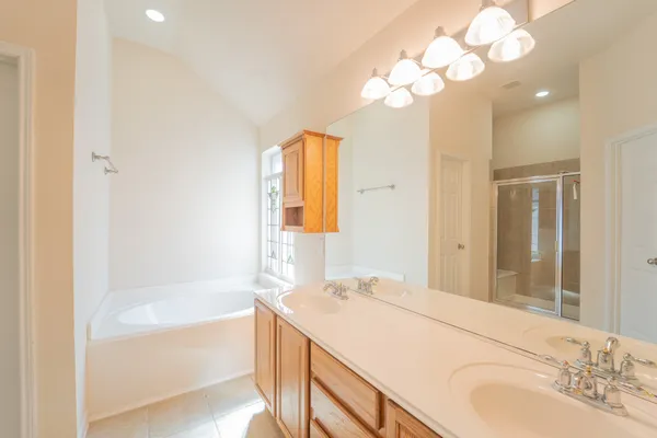 $2,400 | 2910 Sandleigh Drive, Spring, TX 77388