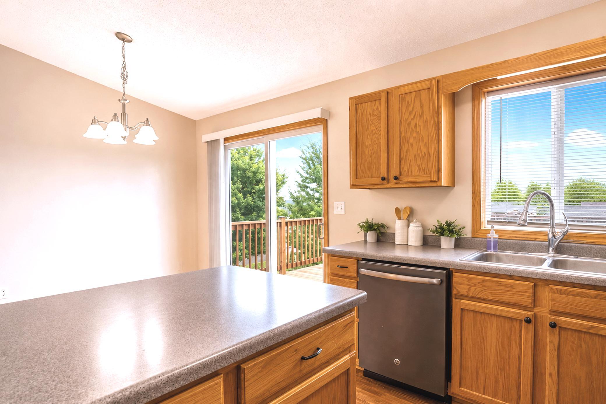 5312 Kingsbury Place Northwest Rochester, MN 55901 - Photo 13 of 41