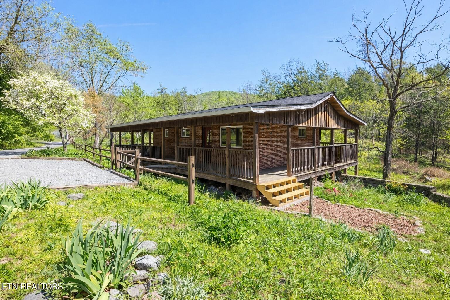 2354 Walker Ford Road Maynardville, TN 37807 - Photo 3 of 23 26060