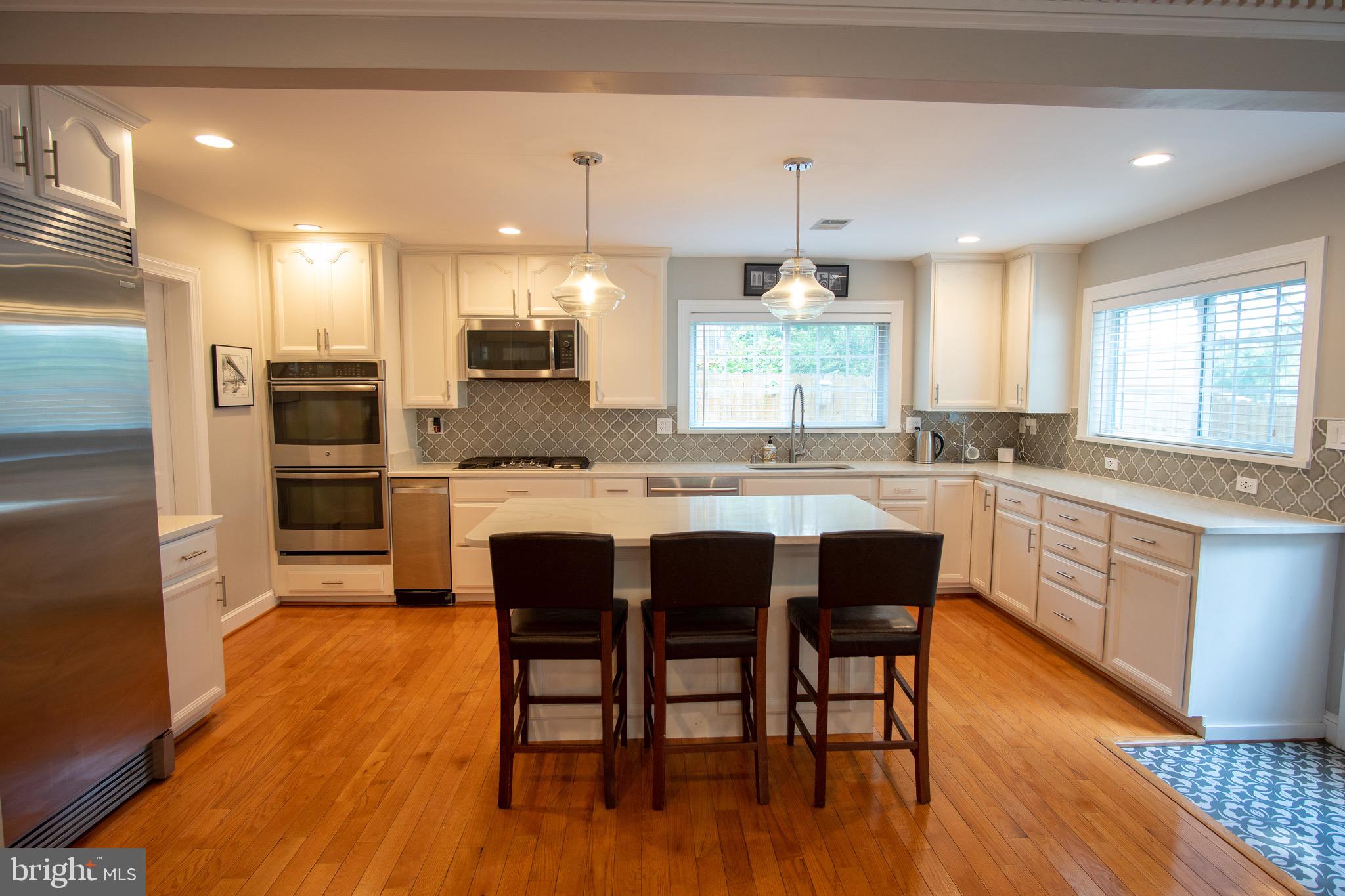 5226 Kepler Lane Springfield, VA 22151 - Photo 12 of 45 Large open Kitchen
