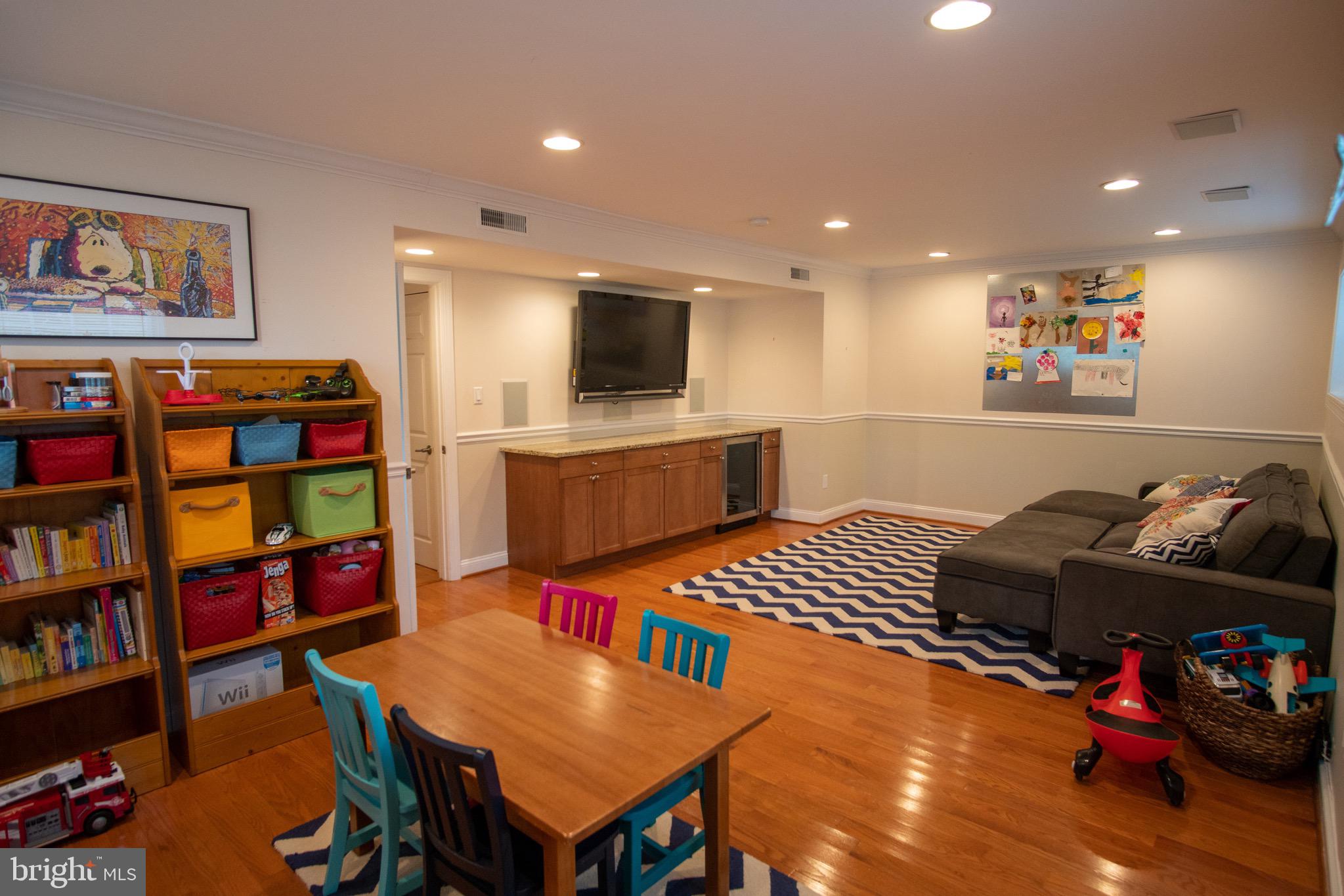 5226 Kepler Lane Springfield, VA 22151 - Photo 16 of 45 Office / Den / Rec Room