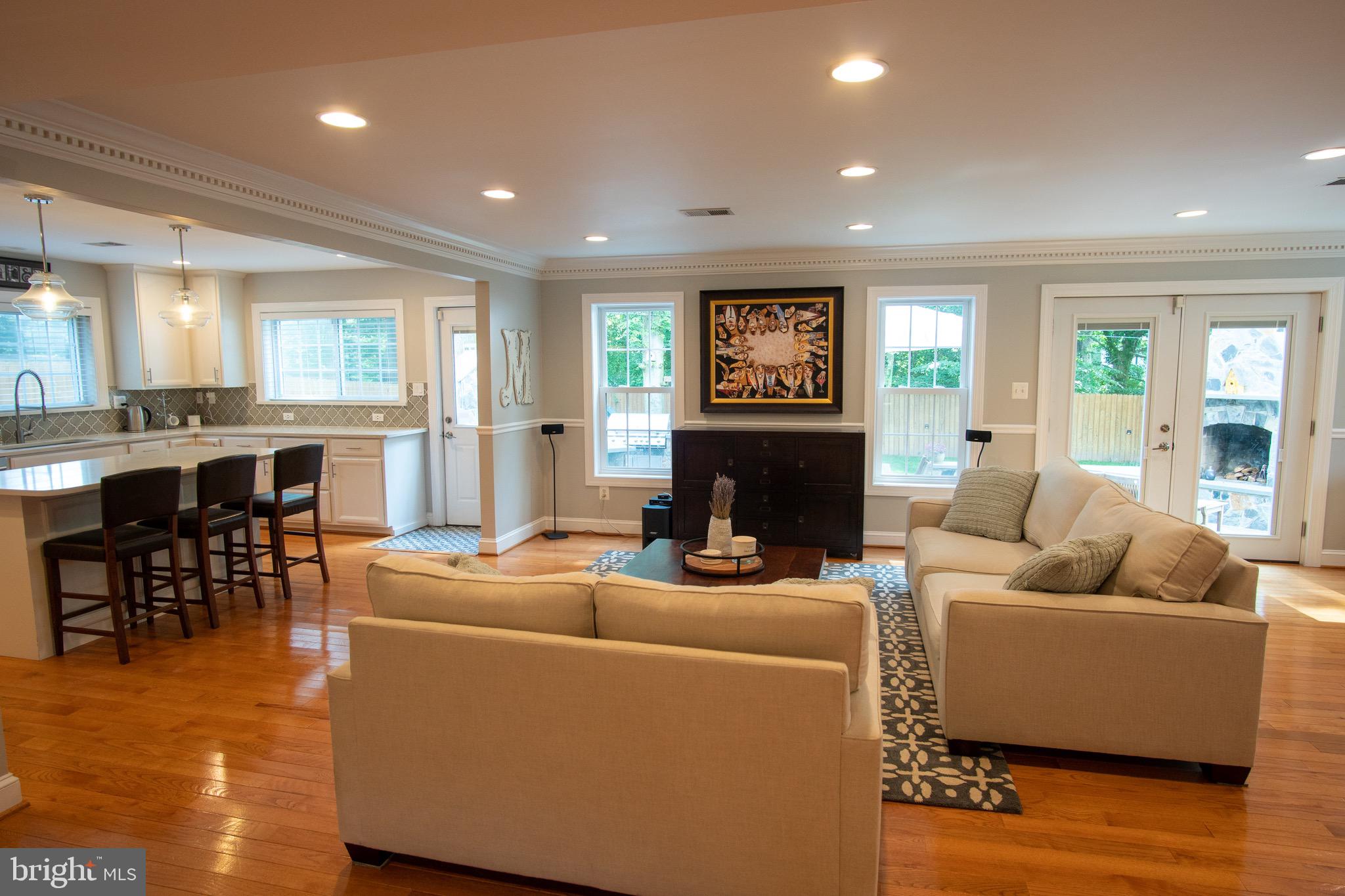 5226 Kepler Lane Springfield, VA 22151 - Photo 6 of 45 Living Room
