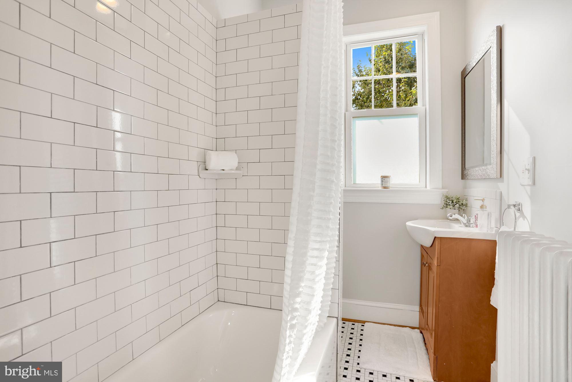 444 Park Road Northwest Washington, DC 20010 - Photo 40 of 71 Gallery Image 40