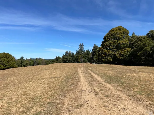 $5,250,000 | 0 Mountain View Road, Manchester, CA 95459