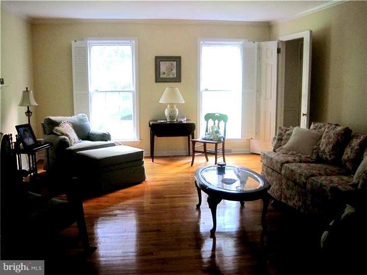 204 Red Lion Road West Chester, PA 19382 - Photo 2 of 18 Living Room