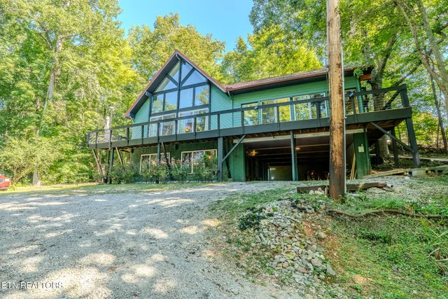 $895,000 | 1411 Ridge Road, Caryville, TN 37714
