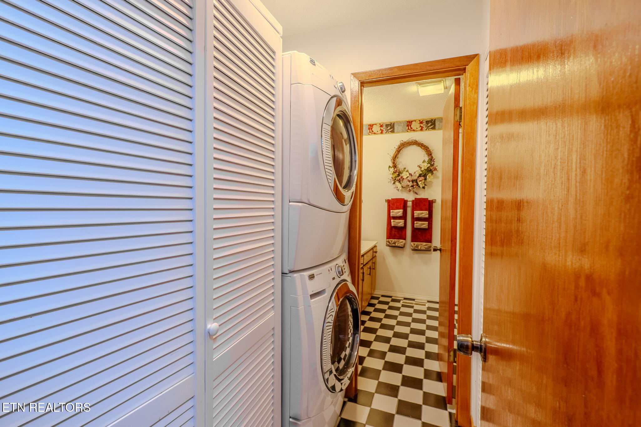 1411 Ridge Road Caryville, TN 37714 - Photo 39 of 55 DSC00102-HDR