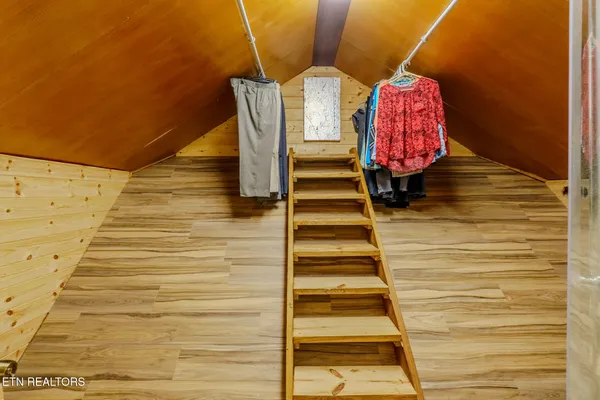 $950,000 | 1411 Ridge Road, Caryville, TN 37714