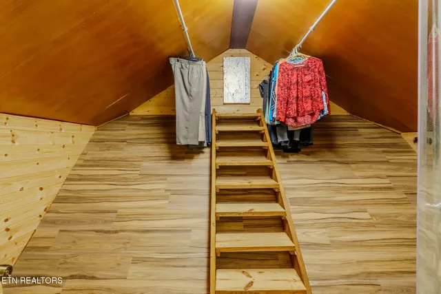 $895,000 | 1411 Ridge Road, Caryville, TN 37714