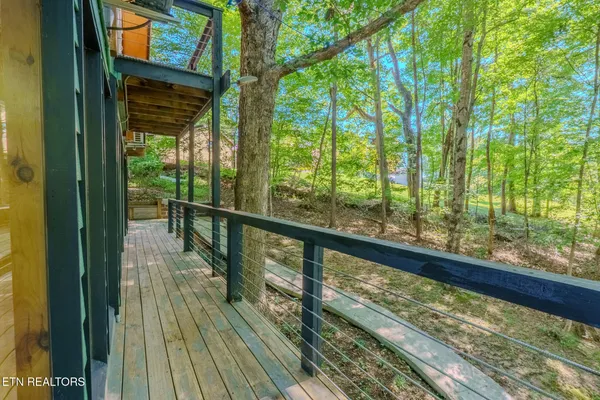$950,000 | 1411 Ridge Road, Caryville, TN 37714