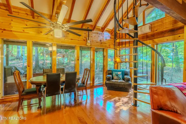 $895,000 | 1411 Ridge Road, Caryville, TN 37714