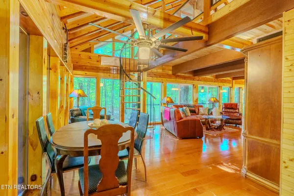 $950,000 | 1411 Ridge Road, Caryville, TN 37714