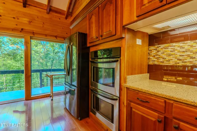 $895,000 | 1411 Ridge Road, Caryville, TN 37714