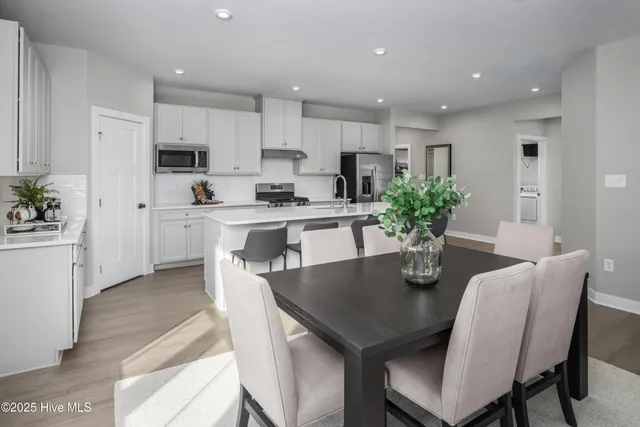 $399,990 | 4154 Farmfield Drive, Leland, NC 28451