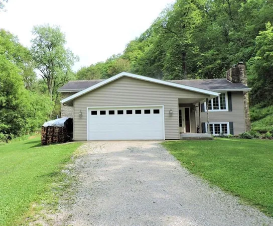 $410,900 | 104 Hidden Valley Drive, Lanesboro, MN 55949