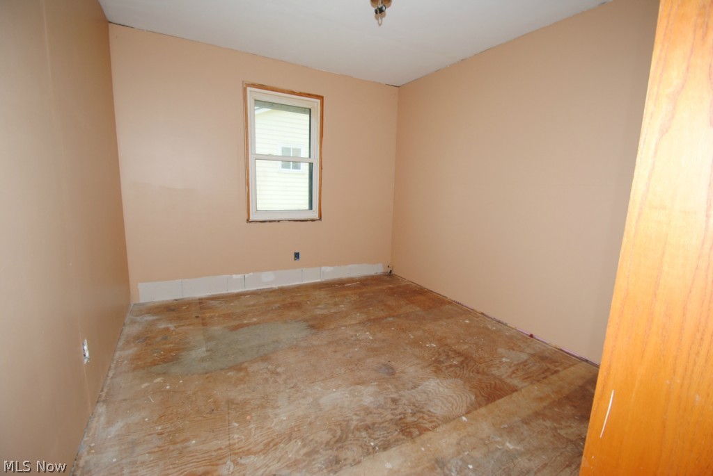 11004 Stone Road Cleveland, OH 44125 - Photo 8 of 22