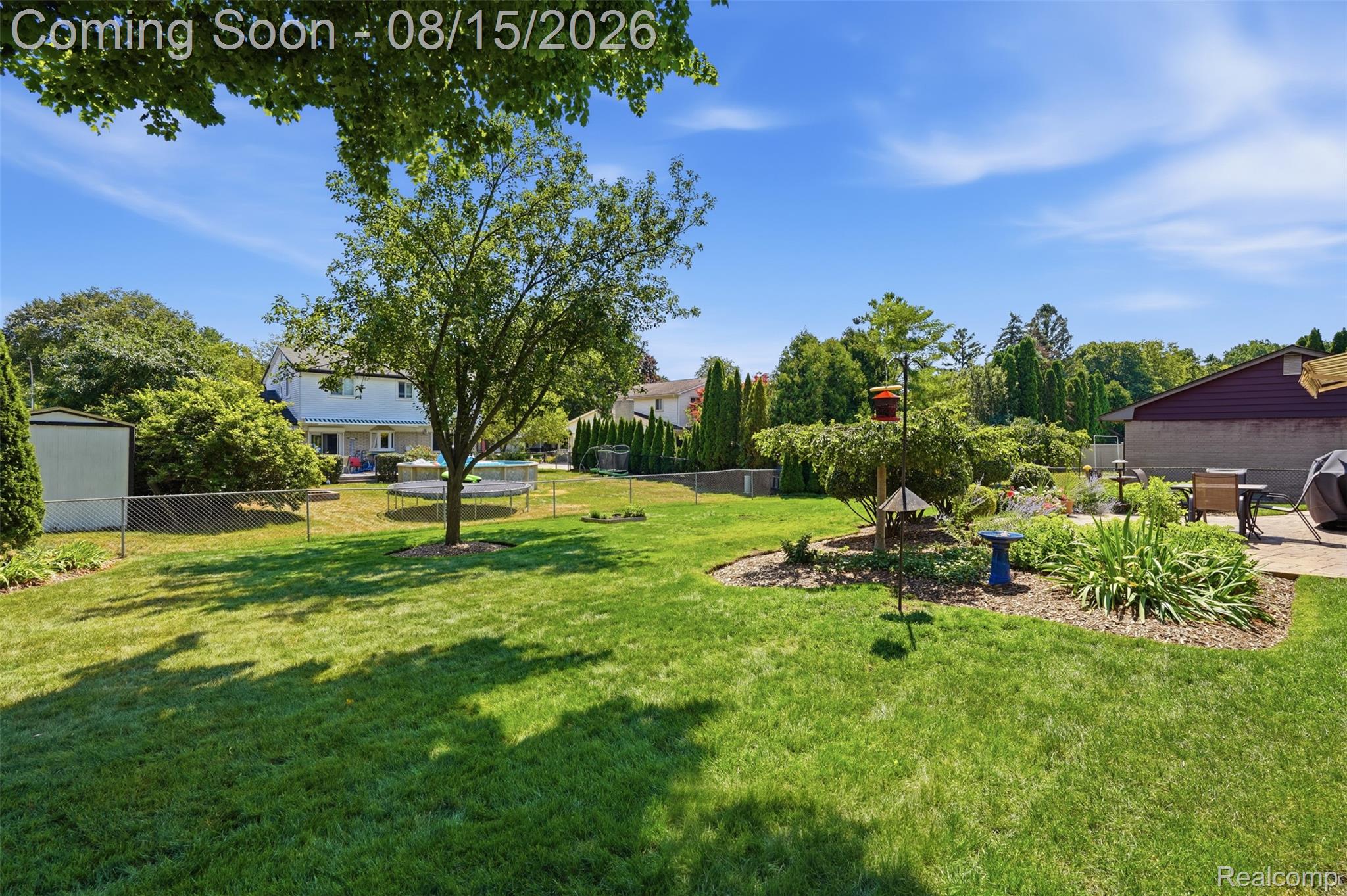 18656 Gill Road Livonia, MI 48152 - Photo 43 of 52 43.jpg