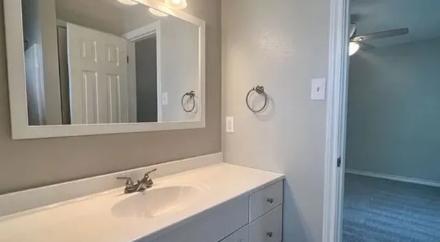 $1,800 | 112 Highland Drive, Bryan, TX 77801