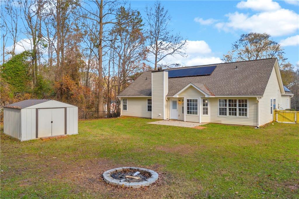 47 Chatham Court Jefferson, GA 30549 - Photo 8 of 69 a front view of a house with a yard