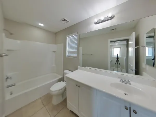 $1,909 | 819 West Dana Drive, San Tan Valley, AZ 85143